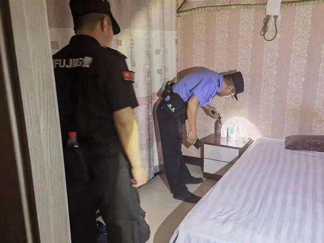 Bsport体育：启东一养生会所：警方抓获张某业等涉嫌组织卖淫犯罪嫌疑人10名！(图6)